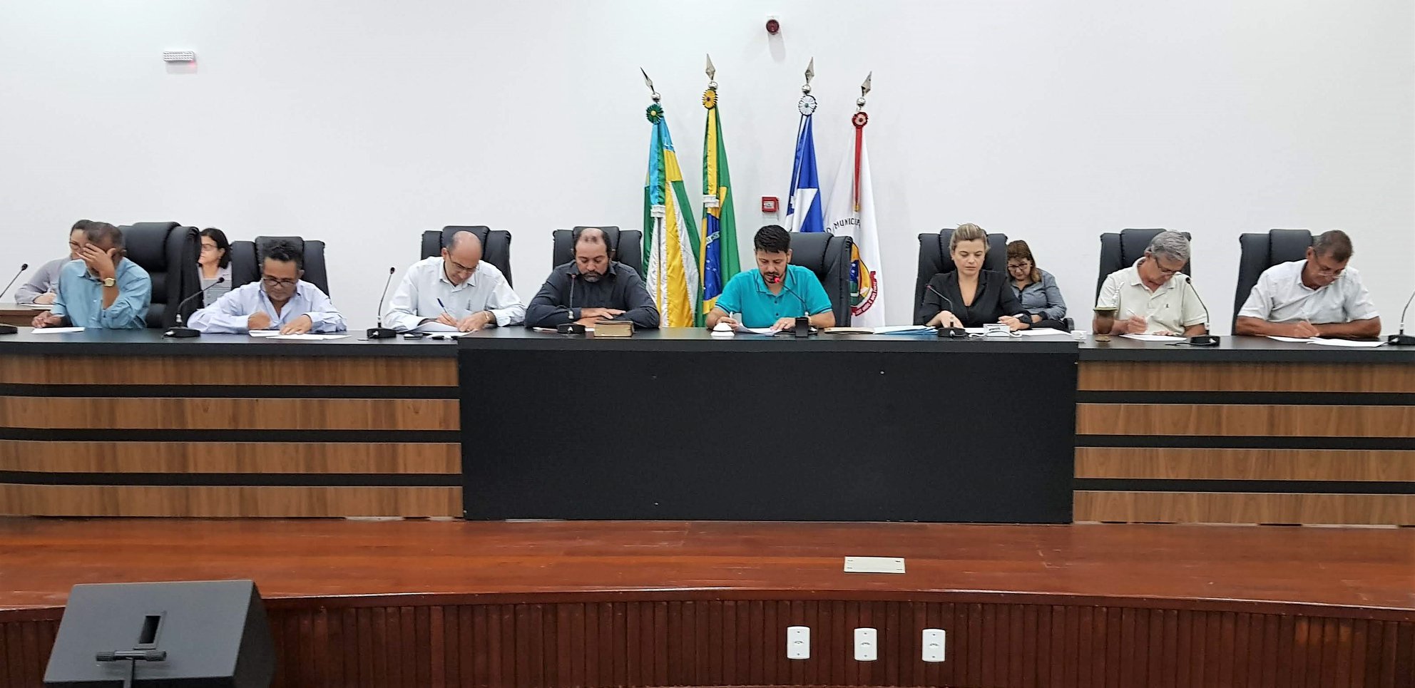 CÂMARA MUNICIPAL DE SAPEZAL REALIZA QUINTA SESSÃO EXTRAORDINÁRIA DO ANO DE 2018