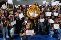 Representantes da Câmara celebram formatura do PROERD com compromisso com a Segurança e Educação das crianças