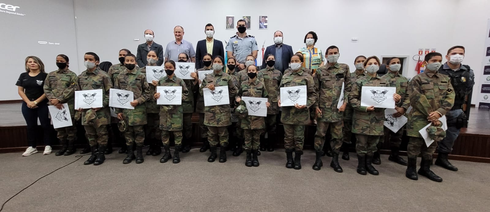 Vereadores participam da Cerimônia de Formatura da Guarda Mirim